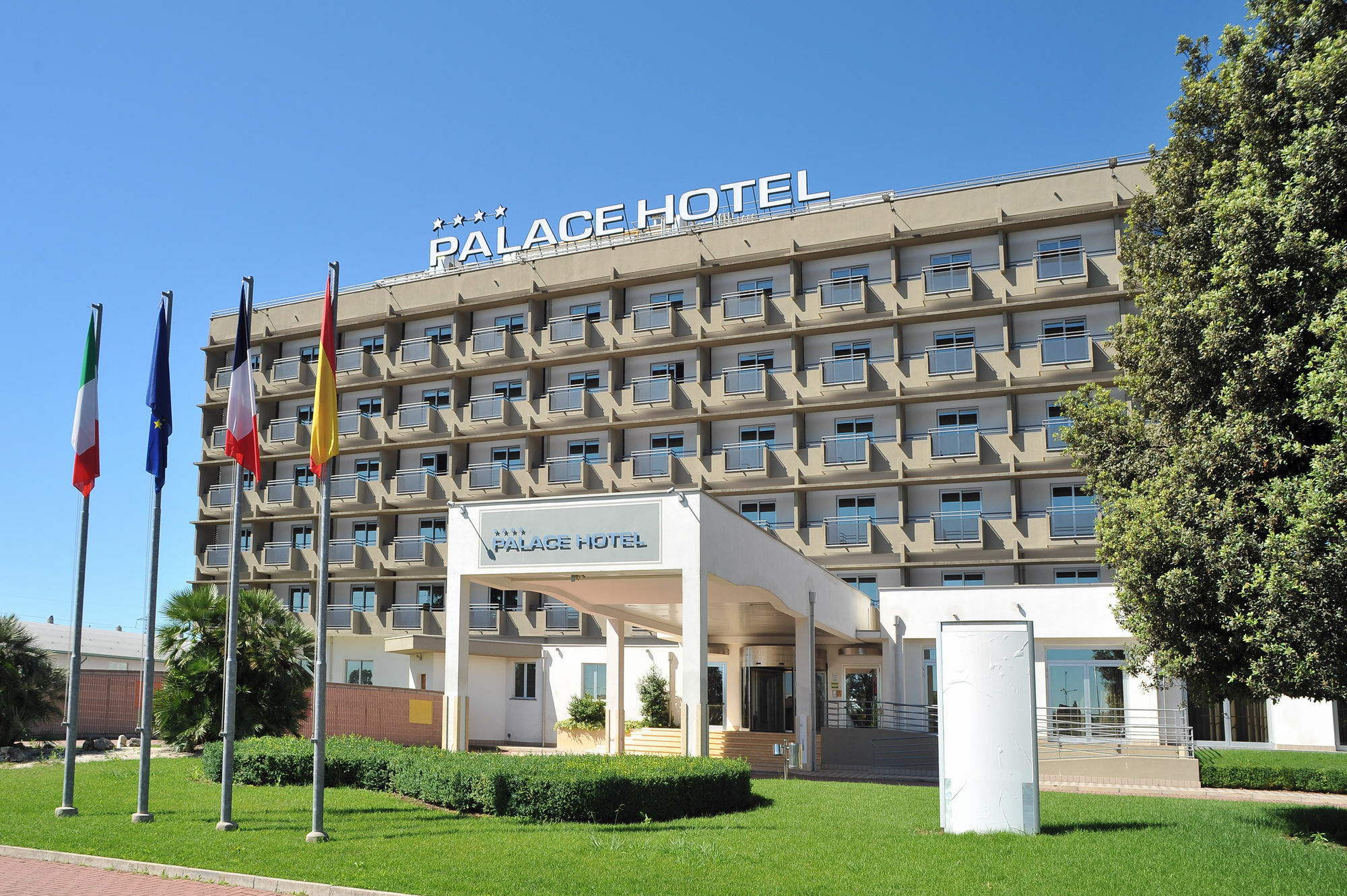 Palace Hotel Zingonia Верделлино Экстерьер фото