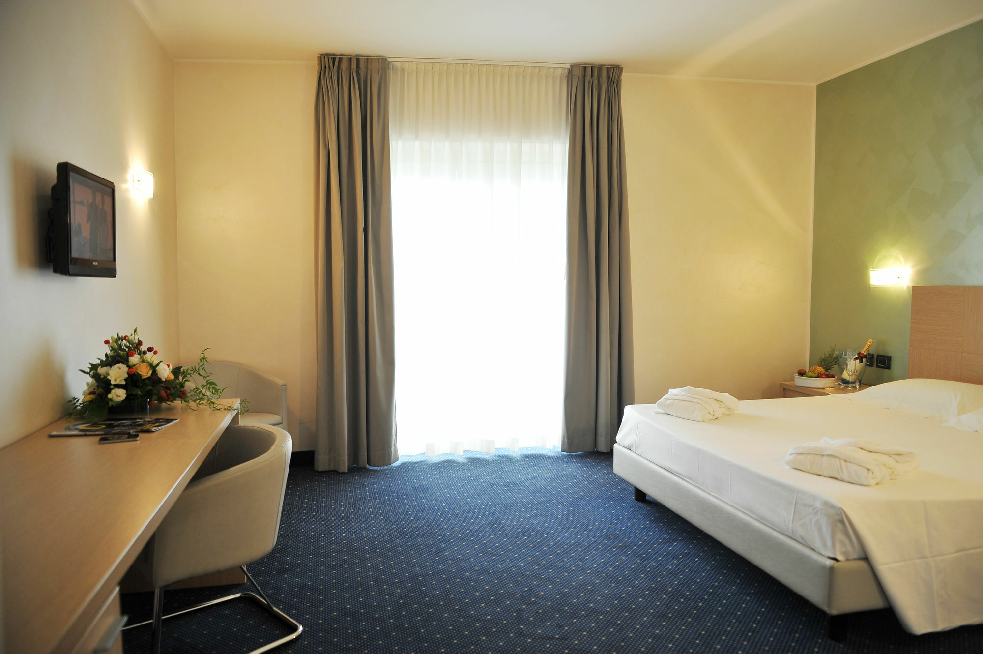 Palace Hotel Zingonia Верделлино Экстерьер фото